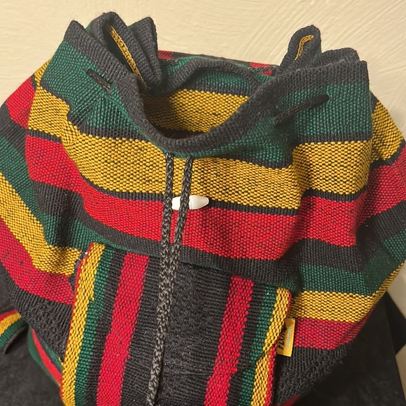 Back pack (Rasta colors) Lightweight - Picture 7 of 12